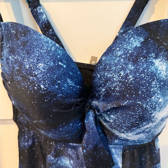 Torrid Push Up Wire Free Galaxy Print Halter Tankini Top - Picture 5 of 6